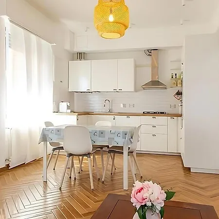 Apartment Casa Giulia - 4 Minuti A Piedi Dal Mare Varazze